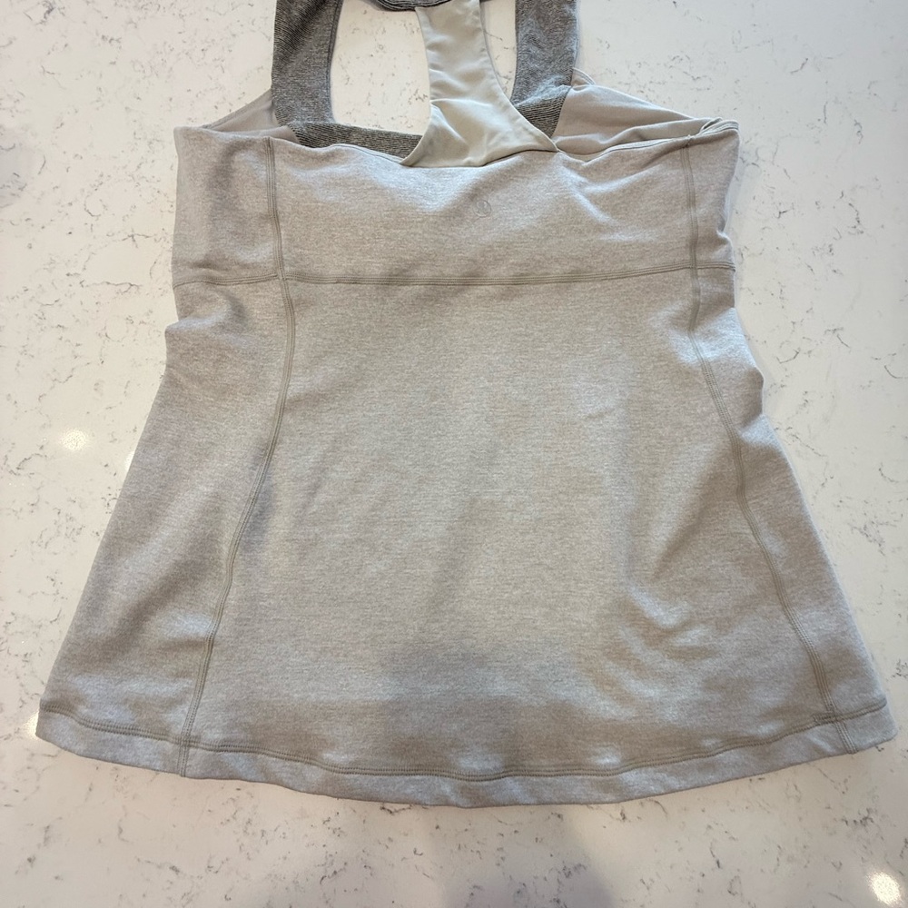 Lululemon Light Grey Halter Tank – Size 12 ? – Built-In Bra